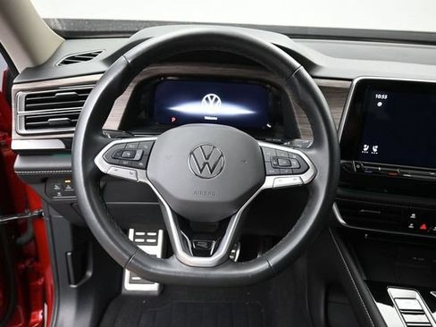 Used 2024 Volkswagen Atlas SEL Premium R-Line AWD/4WD image 16