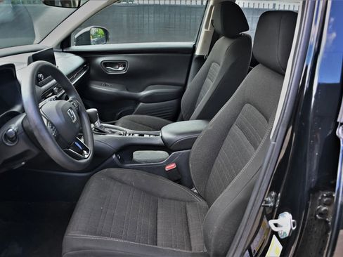 Used 2023 Honda HR-V LX image 10