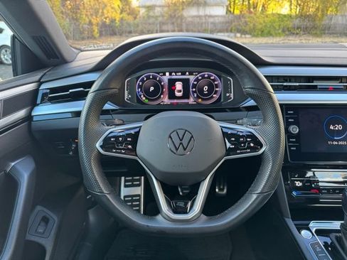 Used 2023 Volkswagen Arteon SE image 14