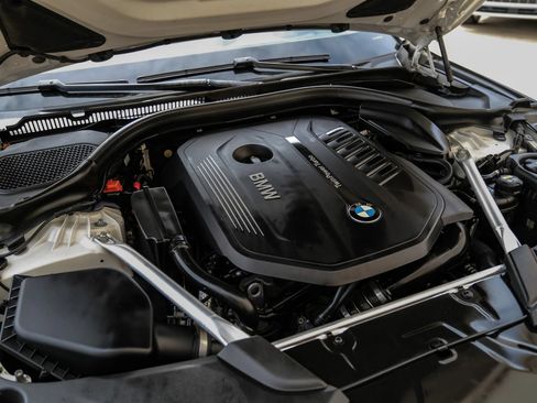 Used 2019 BMW 540i xDrive AWD/4WD image 48