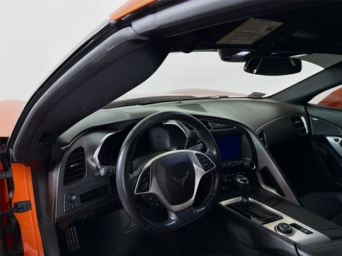Used 2019 Chevrolet Corvette Stingray Coupe w/ 1LT image 6