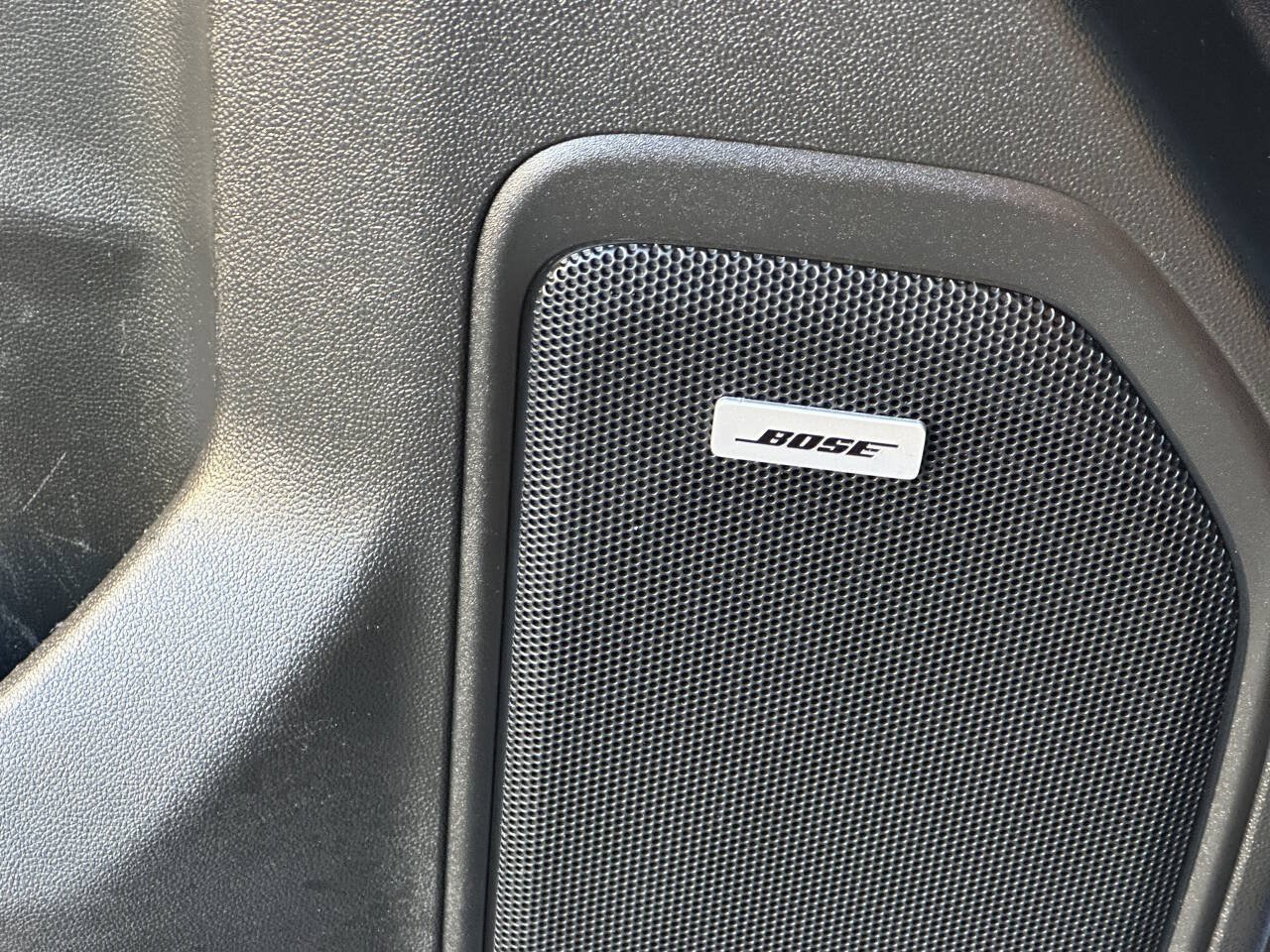 Used 2019 Chevrolet Silverado 1500 LTZ w/ LTZ Premium Package AWD/4WD image 24