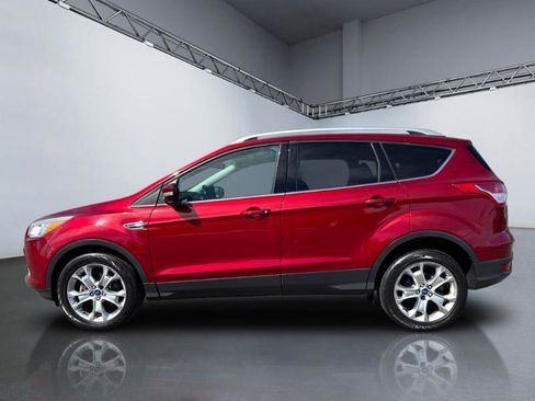 Used 2014 Ford Escape Titanium AWD/4WD image 2