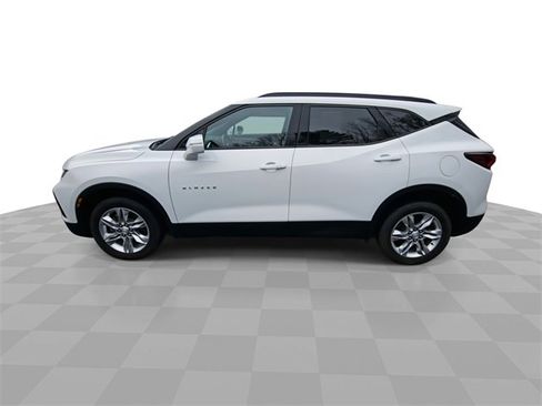 Certified 2019 Chevrolet Blazer LT image 5