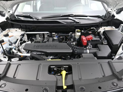 New 2026 Nissan Rogue SV image 21