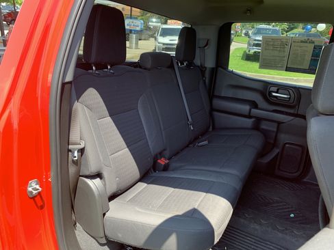 Used 2023 Chevrolet Silverado 1500 Custom AWD/4WD image 24