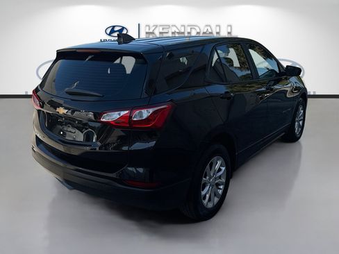 Used 2020 Chevrolet Equinox LS image 6
