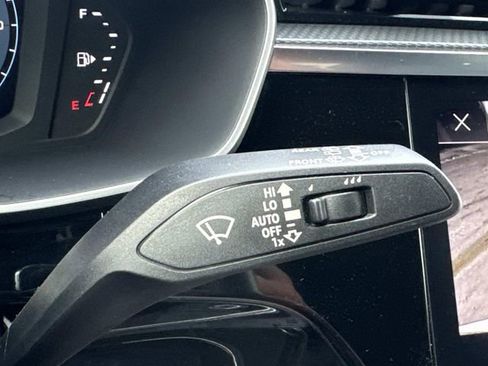 Used 2023 Audi Q3 2.0T Premium image 27