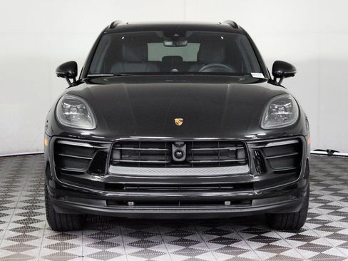 Certified 2026 Porsche Macan AWD/4WD image 10