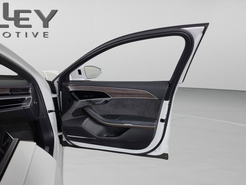 Used 2021 Audi A8 L 3.0T image 28