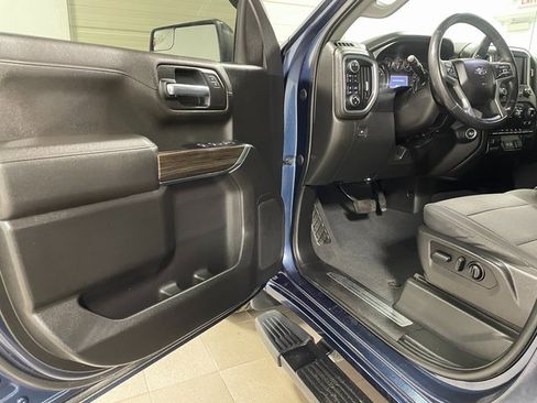 Used 2021 Chevrolet Silverado 1500 RST image 10