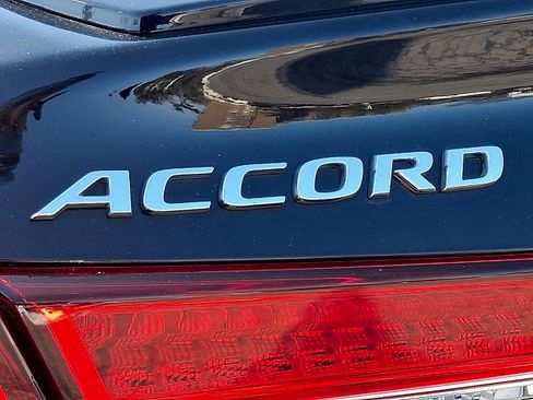 Used 2022 Honda Accord Sport image 30