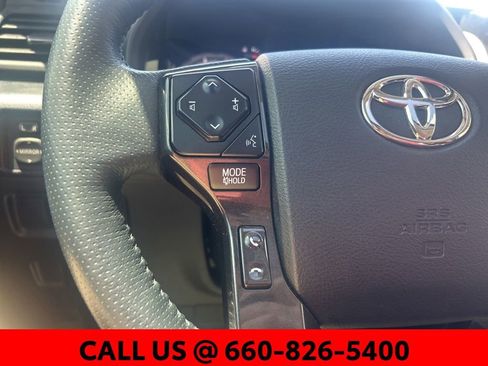 Certified 2024 Toyota 4Runner TRD Off-Road Premium w/ Moonroof Package AWD/4WD image 17