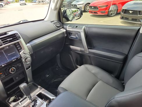 Used 2024 Toyota 4Runner SR5 Premium w/ Moonroof Package RWD image 12