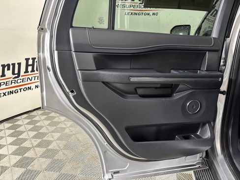 Used 2022 Ford Expedition XLT RWD image 20