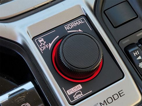 Used 2020 Subaru Forester Premium image 25