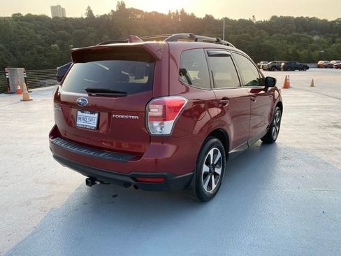 Used 2018 Subaru Forester 2.5i Premium AWD/4WD image 8