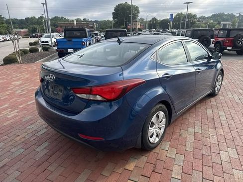 Used 2016 Hyundai Elantra SE FWD image 14