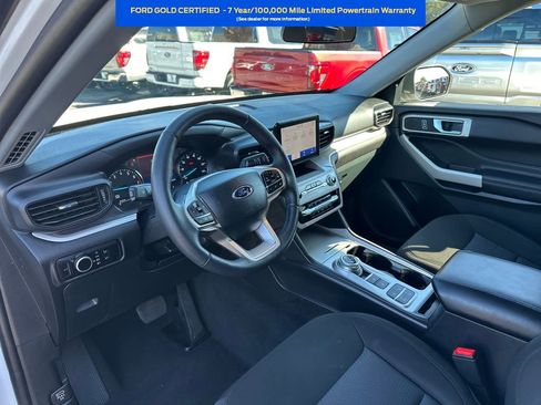 Certified 2023 Ford Explorer XLT image 7