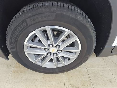Used 2023 Chevrolet Traverse LT AWD/4WD image 26