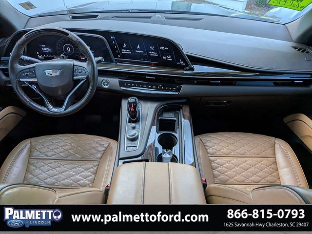 Used 2023 Cadillac Escalade Premium Luxury AWD/4WD image 15