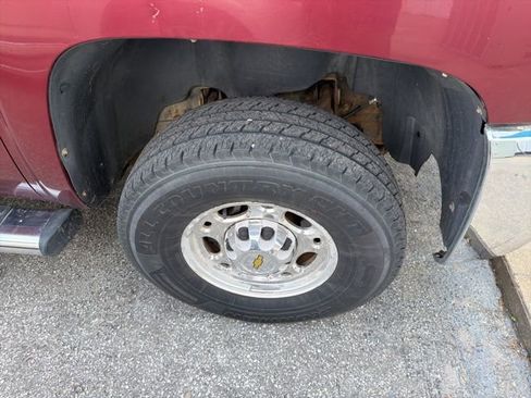 Used 2008 Chevrolet Silverado 2500 LT w/ 1LT Convenience Package image 10