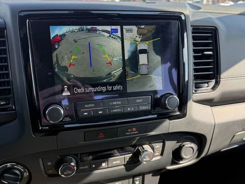 Used 2022 Nissan Frontier PRO-4X image 19