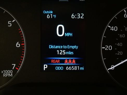 Used 2024 Toyota Corolla LE FWD image 23