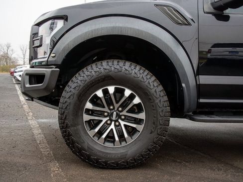 Used 2019 Ford F150 Raptor image 4