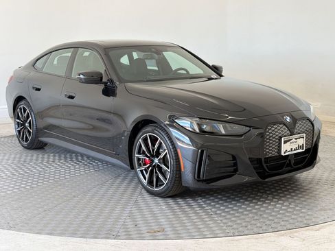 New 2026 BMW i4 xDrive40i w/ M Sport Package AWD/4WD image 7