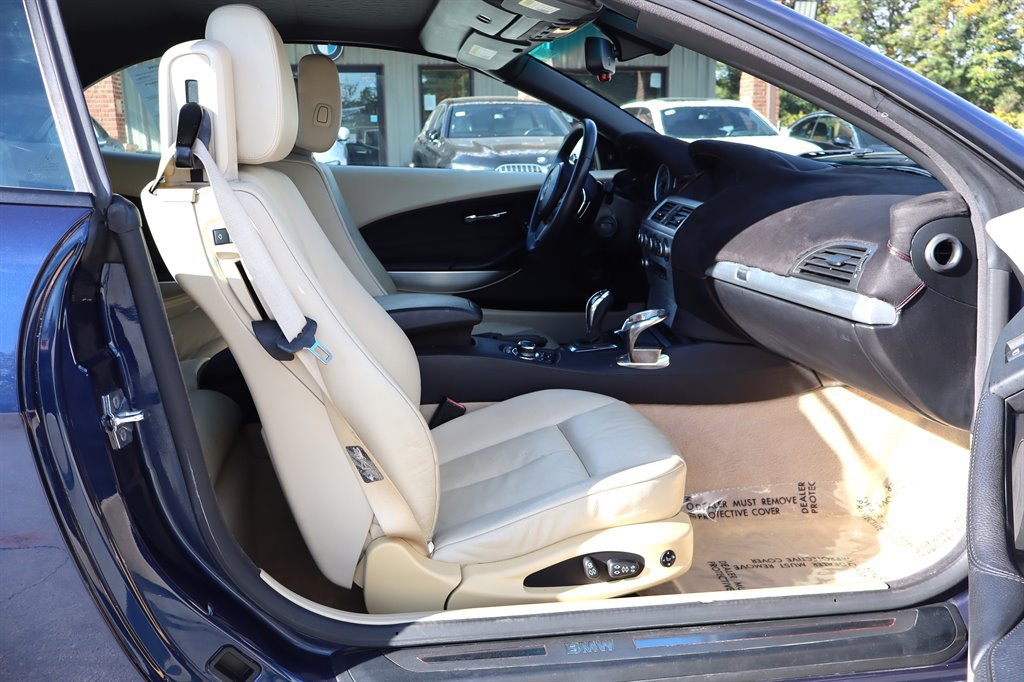 Used 2010 BMW 650i Convertible RWD image 25