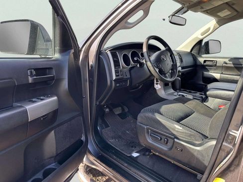 Used 2012 Toyota Tundra 4x4 Double Cab image 10