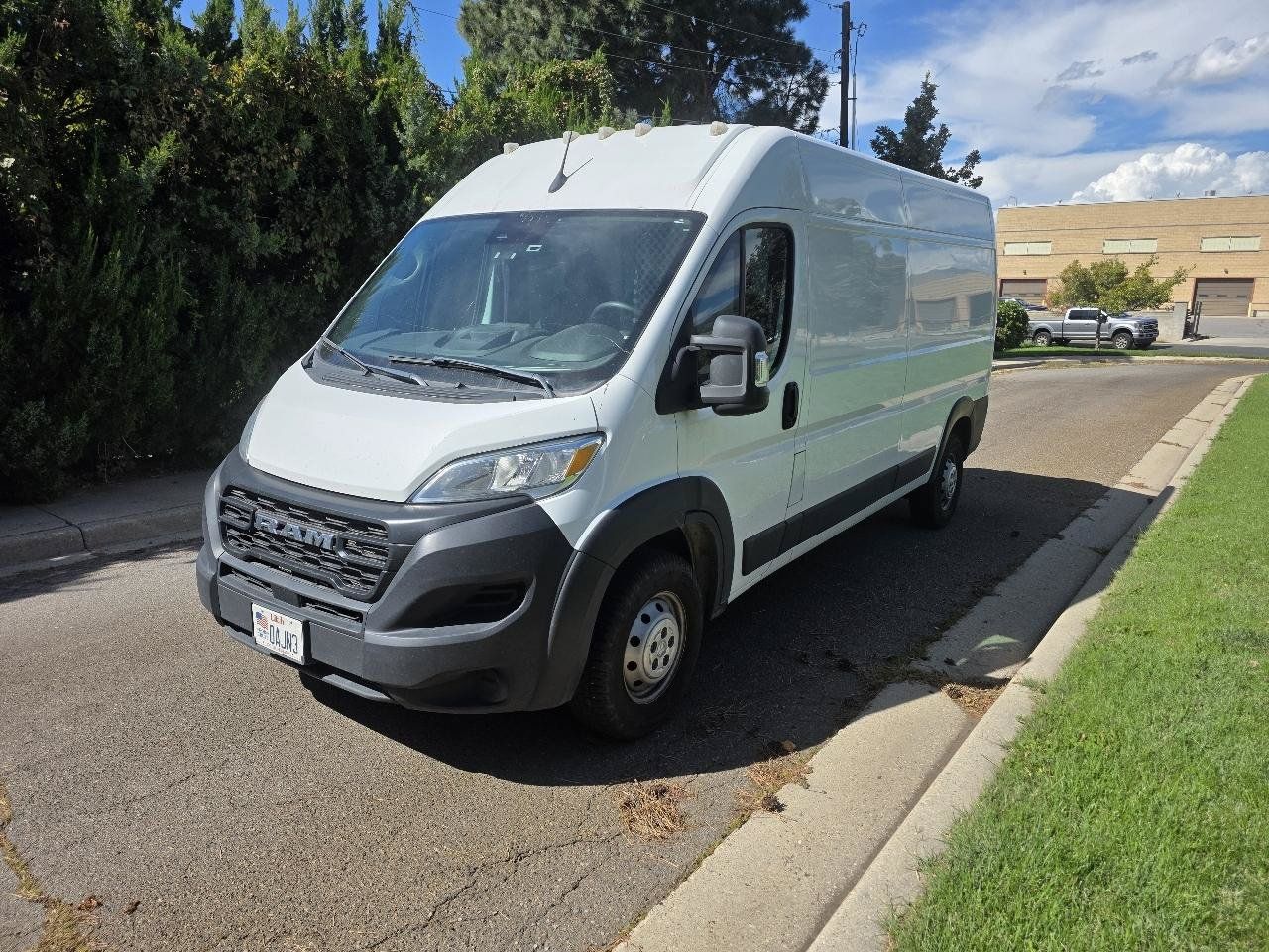Used 2023 RAM ProMaster 2500 FWD image 2