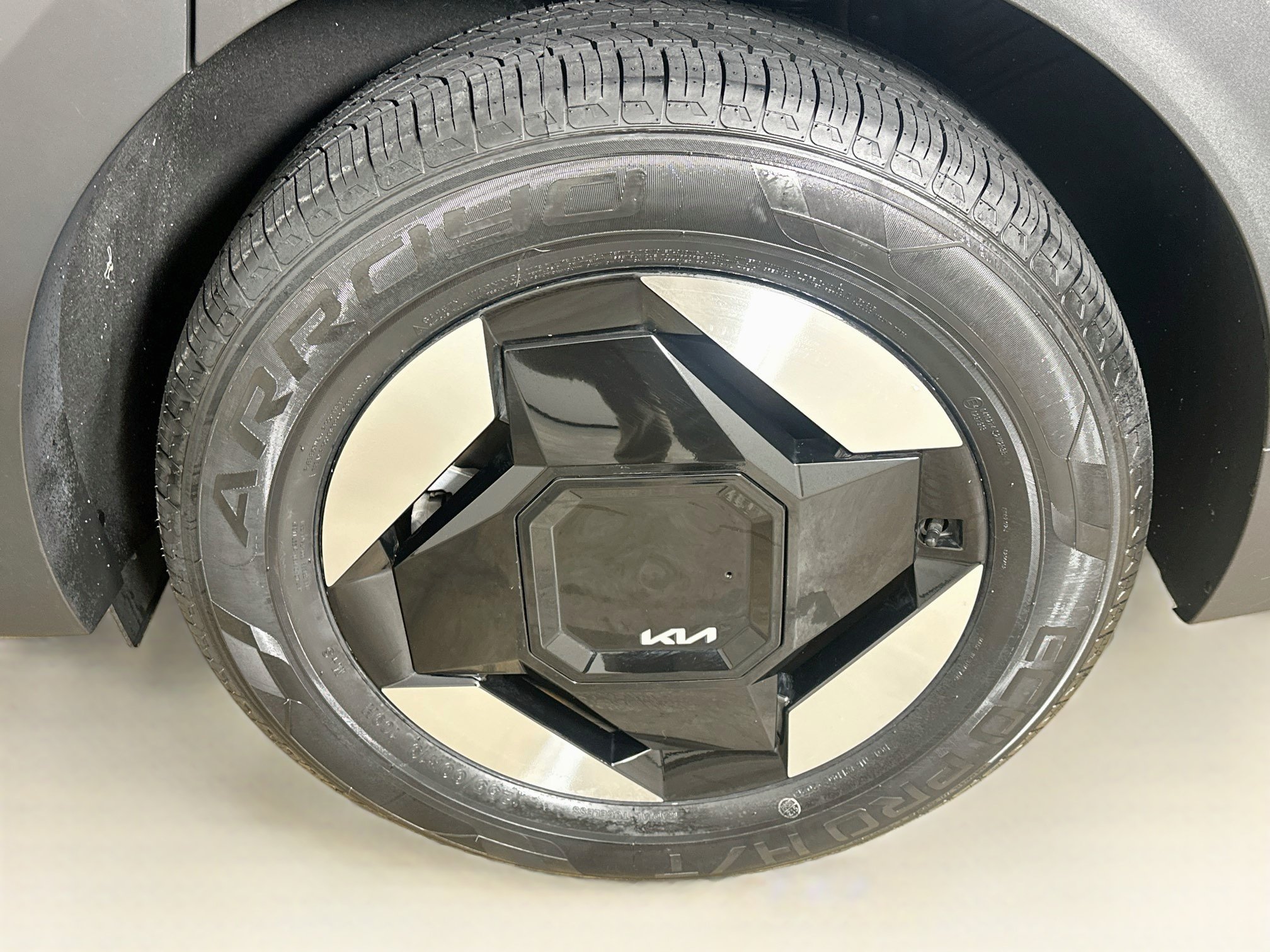 Used 2024 Kia EV9 Light RWD image 11