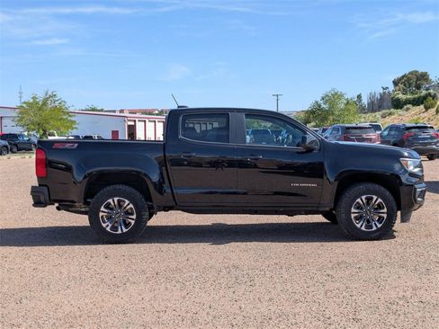 Used 2022 Chevrolet Colorado Z71 image 6