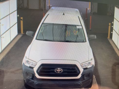 Used 2020 Toyota Tacoma SR RWD image 14