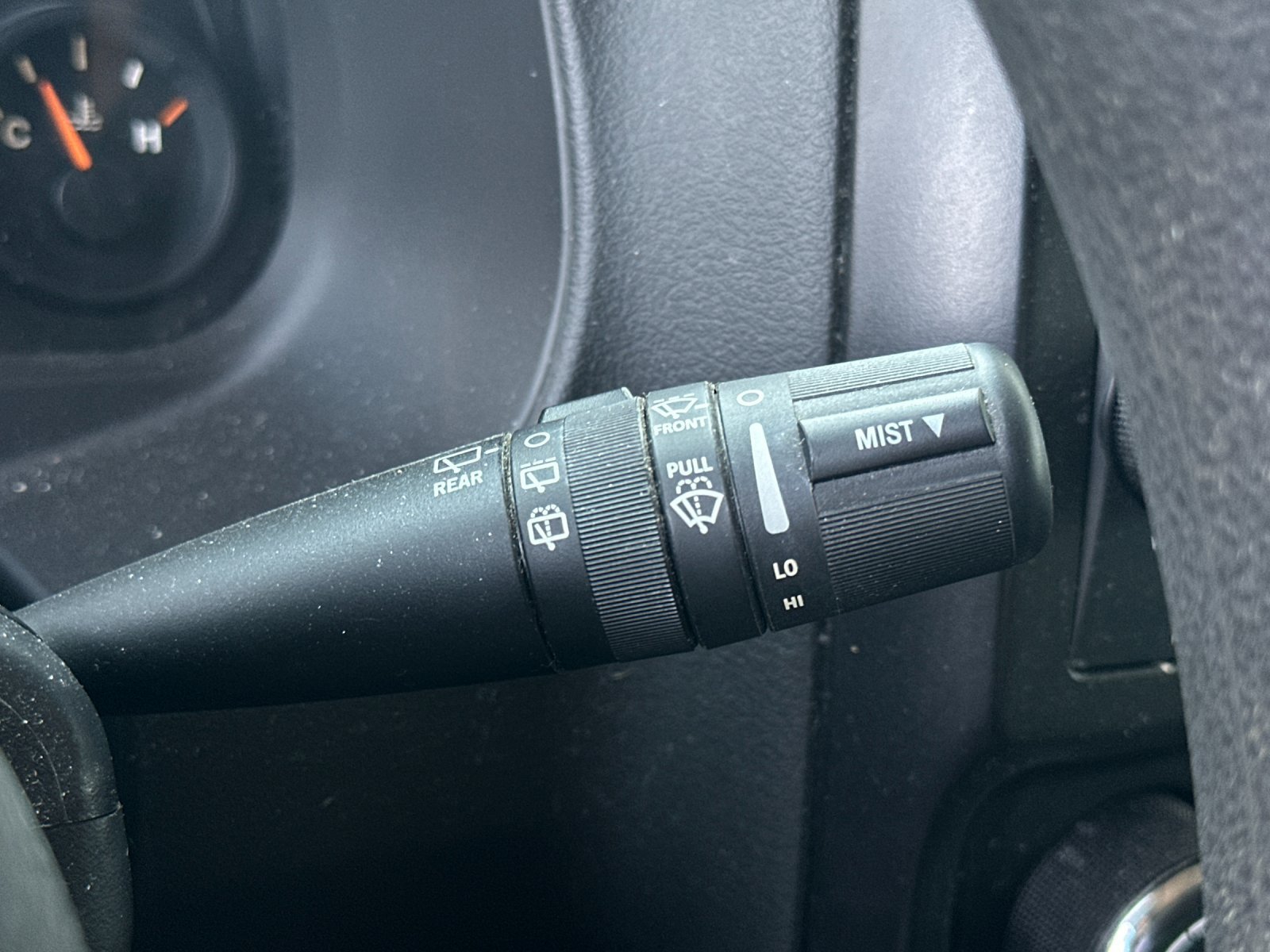 Used 2015 Jeep Patriot Sport FWD image 21