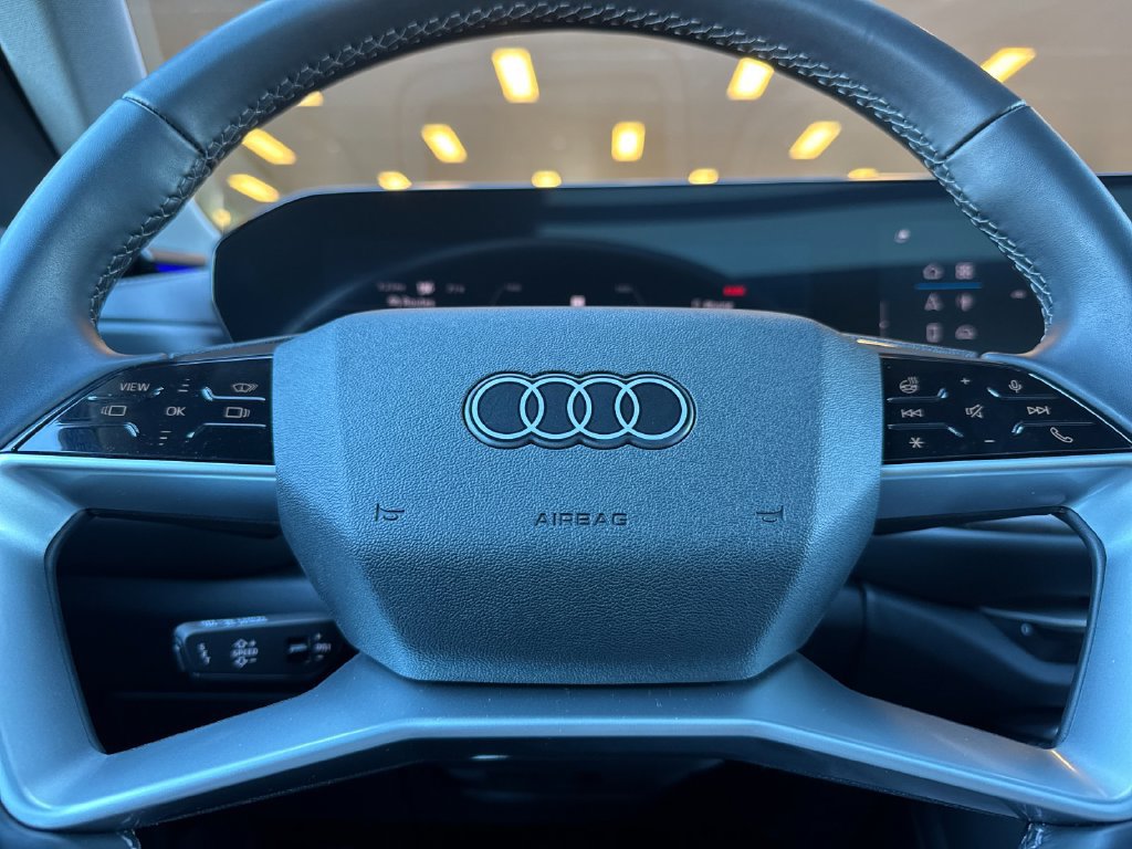 Used 2025 Audi Q5 Premium Plus AWD/4WD image 30