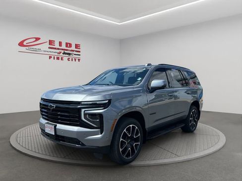 Used 2025 Chevrolet Tahoe RST w/ Comfort Package AWD/4WD image 1