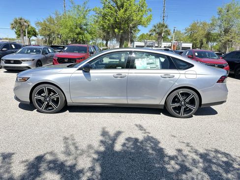 Used 2026 Honda Accord SE image 3