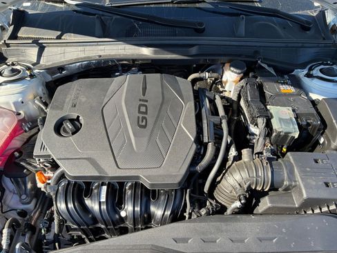 Used 2025 Hyundai Sonata SEL FWD image 32