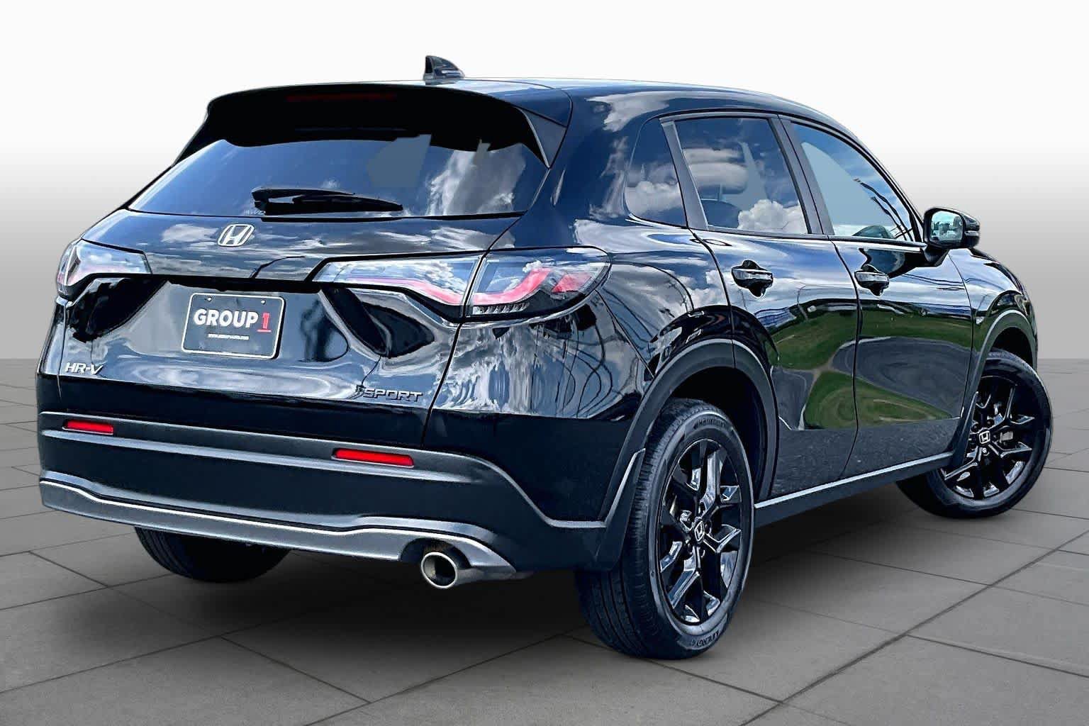 Used 2024 Honda HR-V Sport image 13