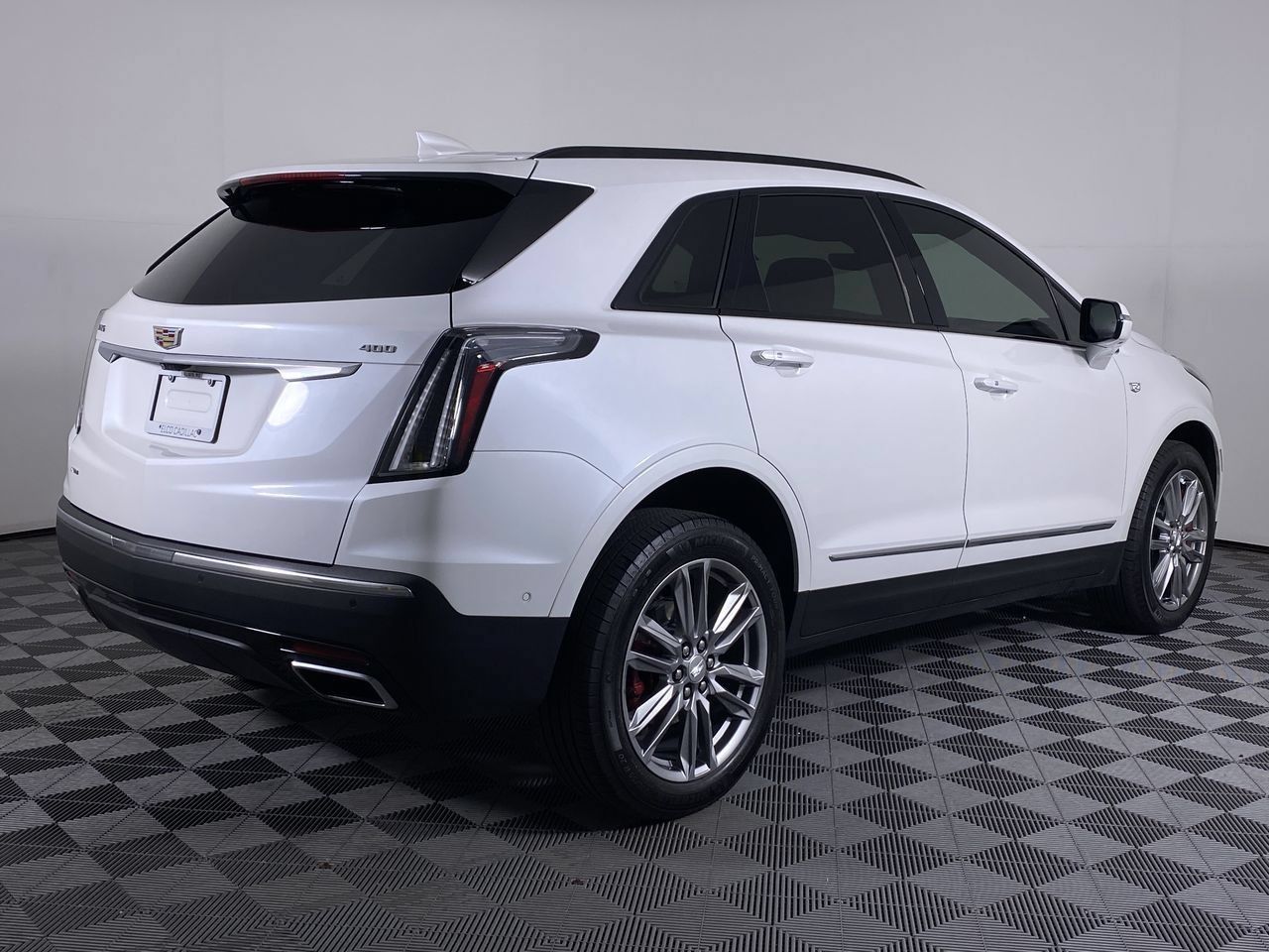 Used 2024 Cadillac XT5 Sportv w/ Technology Package AWD/4WD image 20