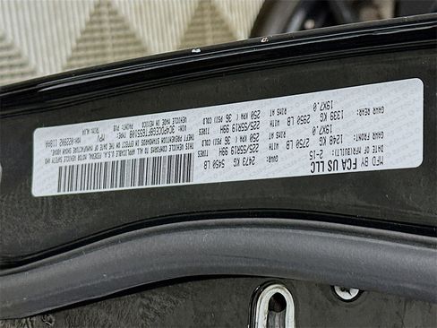 Used 2015 Dodge Journey R/T w/ Flexible Seating Group image 26