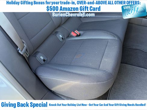 New 2026 Chevrolet Equinox EV LT image 25