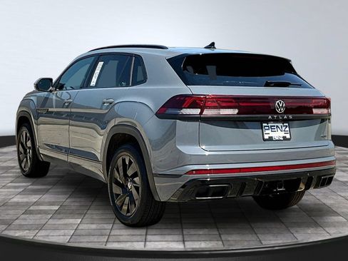Used 2024 Volkswagen Atlas Cross Sport SEL Premium R-Line AWD/4WD image 5