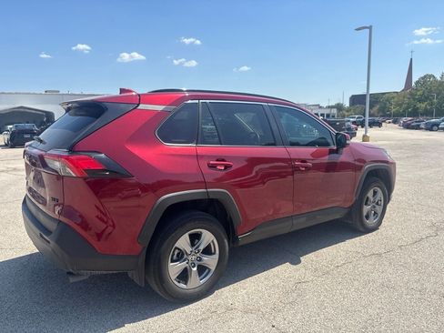 Used 2024 Toyota RAV4 XLE w/ Convenience Package FWD image 5