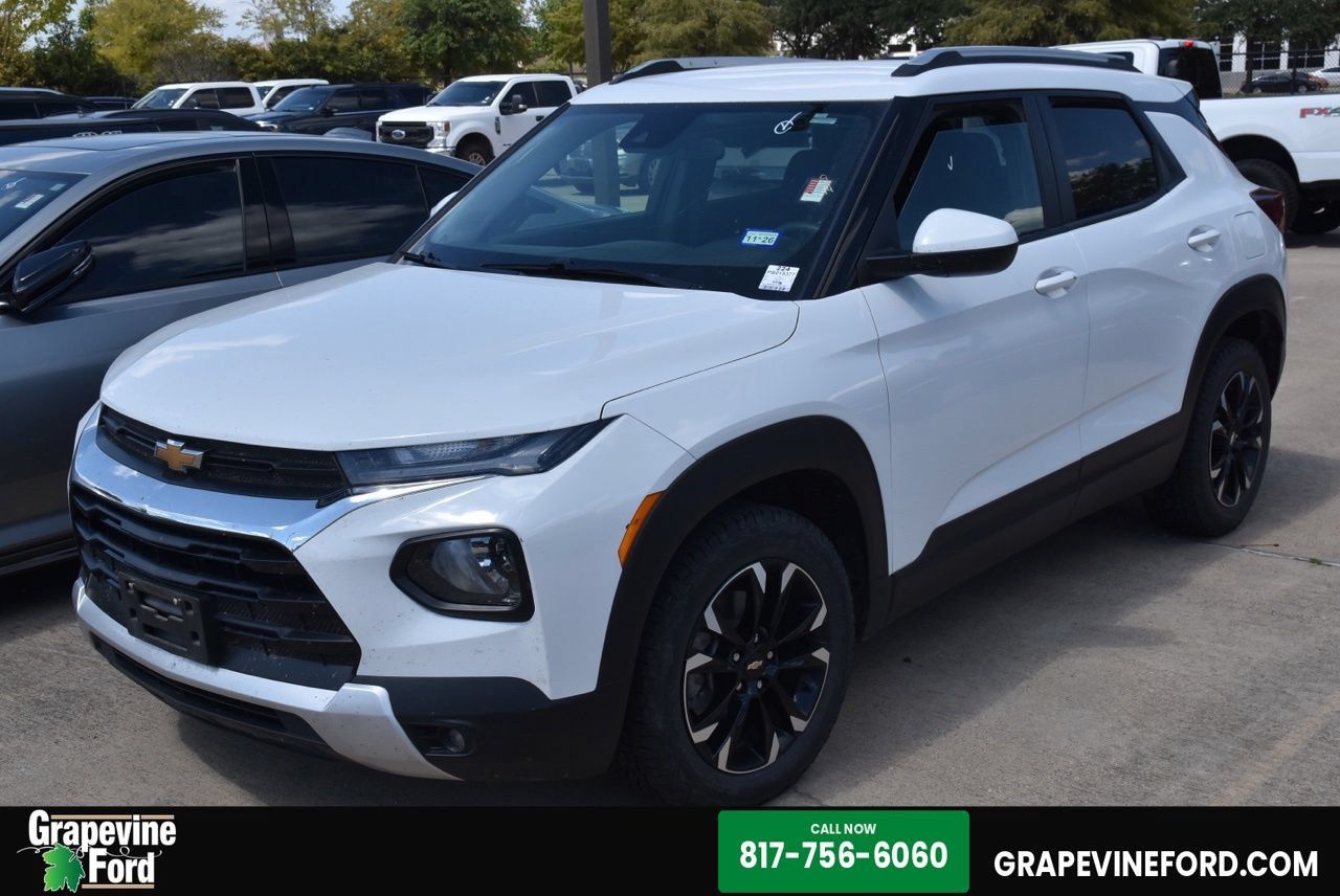 Used 2023 Chevrolet TrailBlazer LT FWD image 1