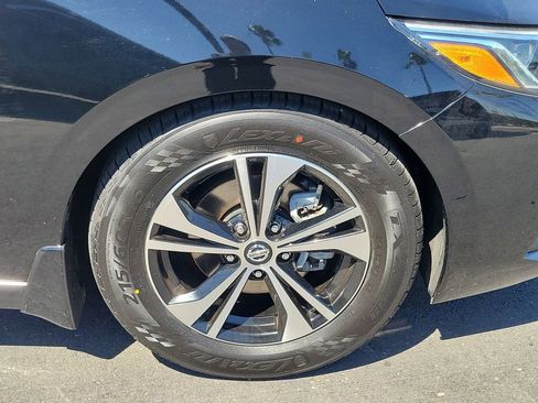 Used 2020 Nissan Sentra SV FWD image 5