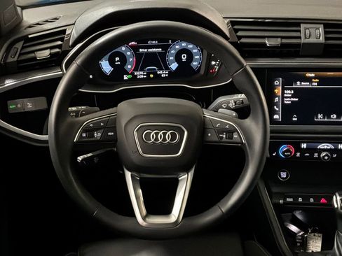 Used 2023 Audi Q3 2.0T Premium w/ Black Optic Sport Package AWD/4WD image 13